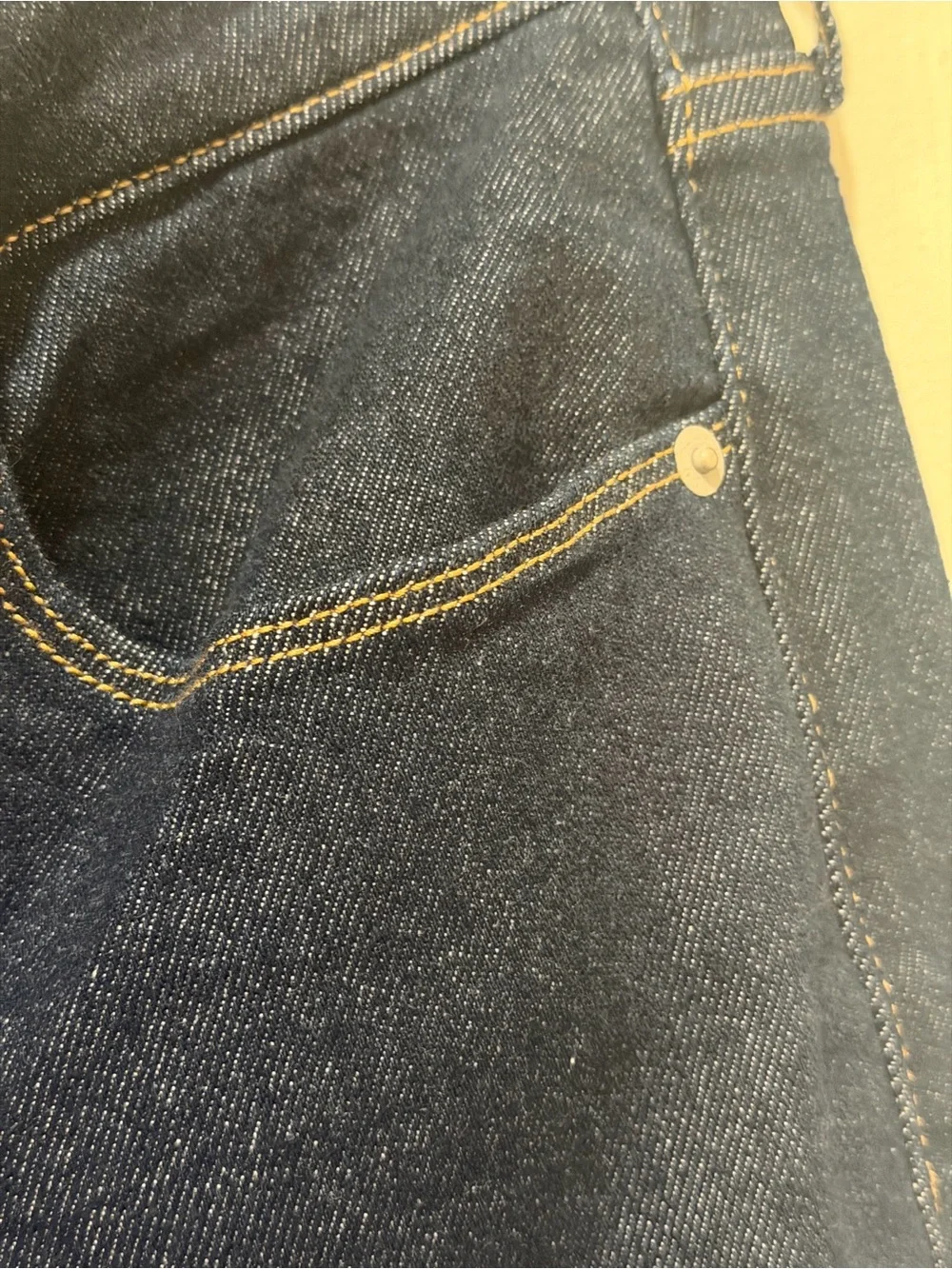 NWT Levi's Women's Slim Straight Jeans in Dark Indigo